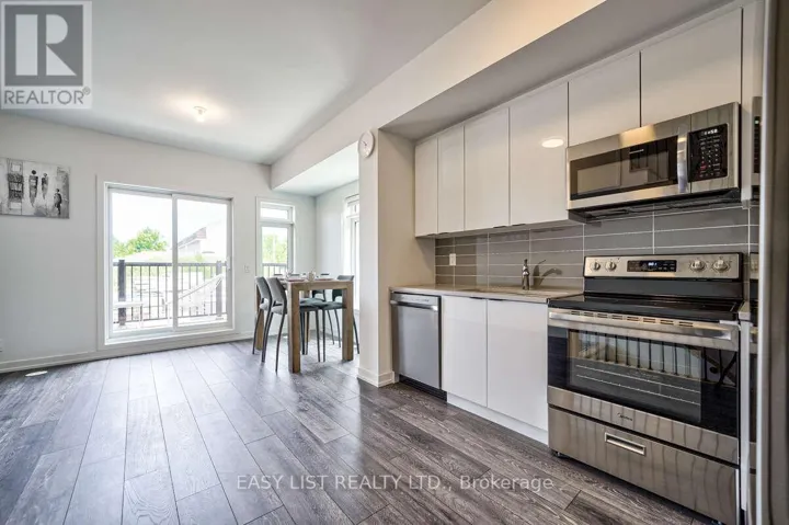 27 SPRUCE PINES CRESCENT, Toronto (Victoria Village), Ontario M4A0A9