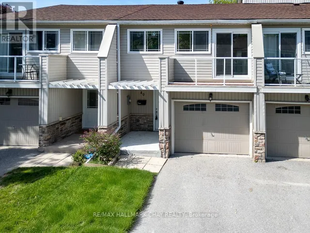 40 - 12 LANKIN BOULEVARD, Orillia, Ontario L3V6T2