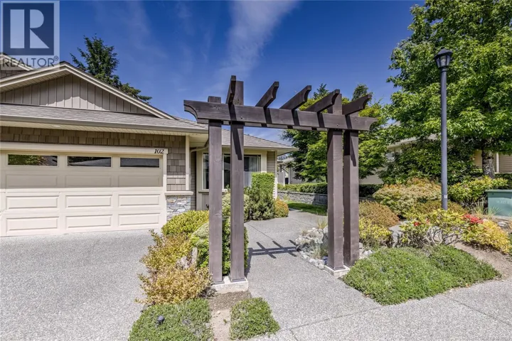 102 4466 Stonebridge Pl, Nanaimo, British Columbia V9T0E6