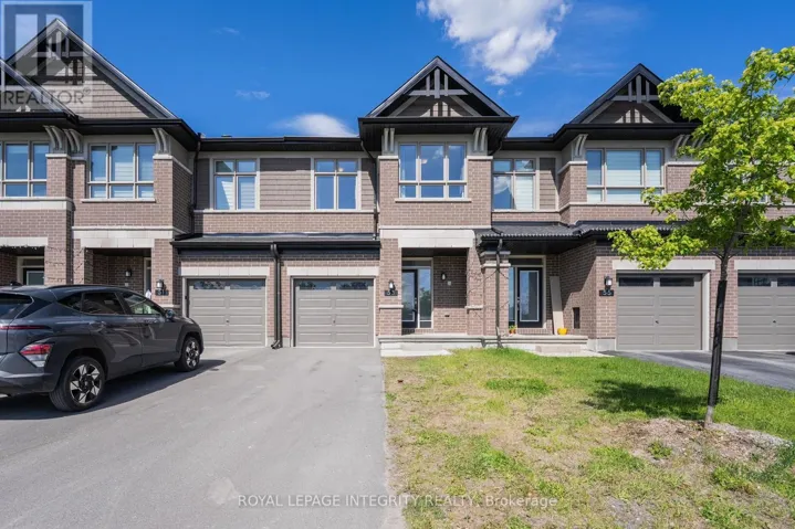 53 MAIZE STREET, Ottawa, Ontario K2S2T2