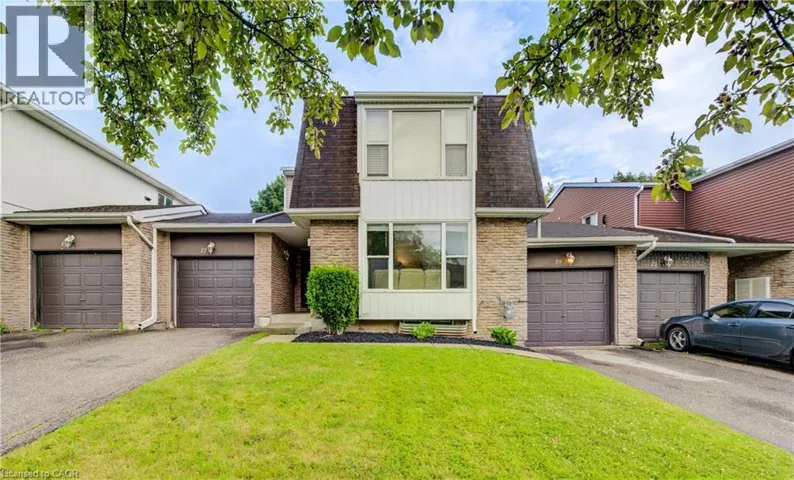 19 HILLBROOK Crescent, Kitchener, Ontario N2N1J4