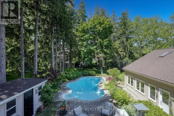461 LAKESHORE ROAD W, Oakville (SW Southwest), Ontario L6K1G4