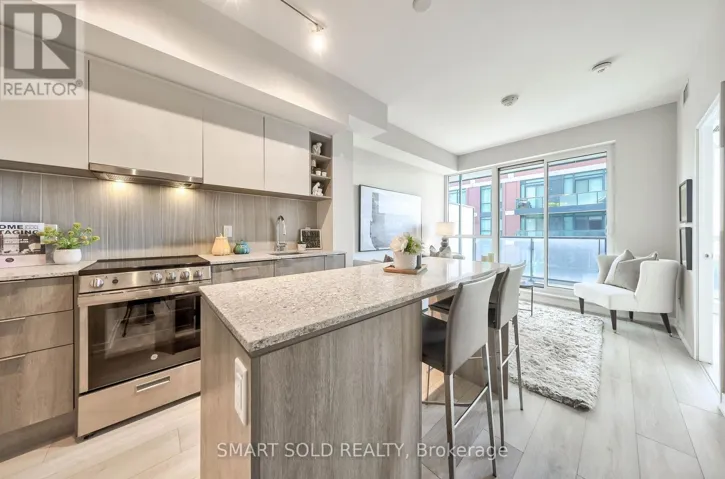 833 - 31 TIPPETT ROAD, Toronto (Clanton Park), Ontario M3H2V1
