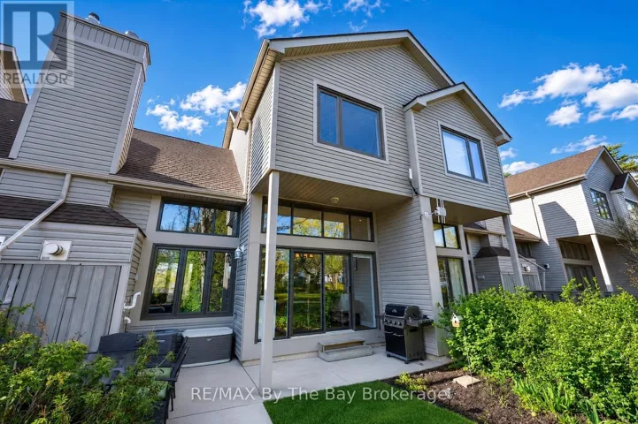 43 TRAFALGAR ROAD, Collingwood, Ontario L9Y5G4