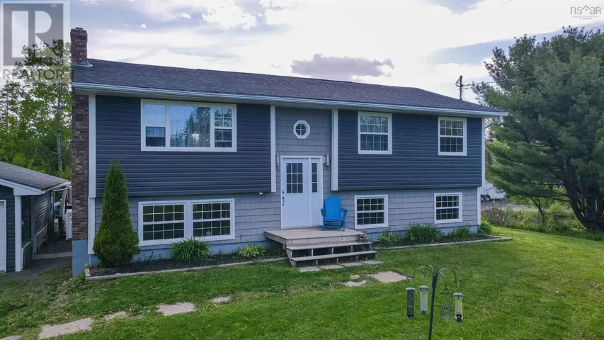 217 Lakecrest Drive, Mount Uniacke, Nova Scotia B0N1Z0