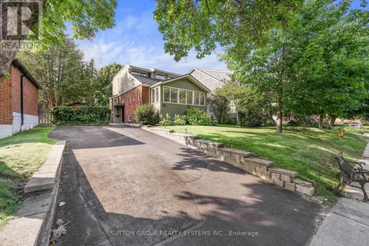 72 GLENRIDGE ROAD, Toronto (Cliffcrest), Ontario M1M1A8