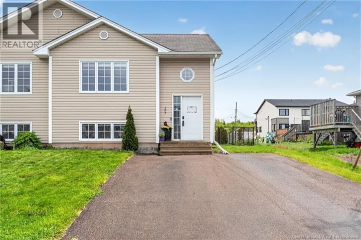 209 Penrose Street, Moncton, New Brunswick E1E4W7