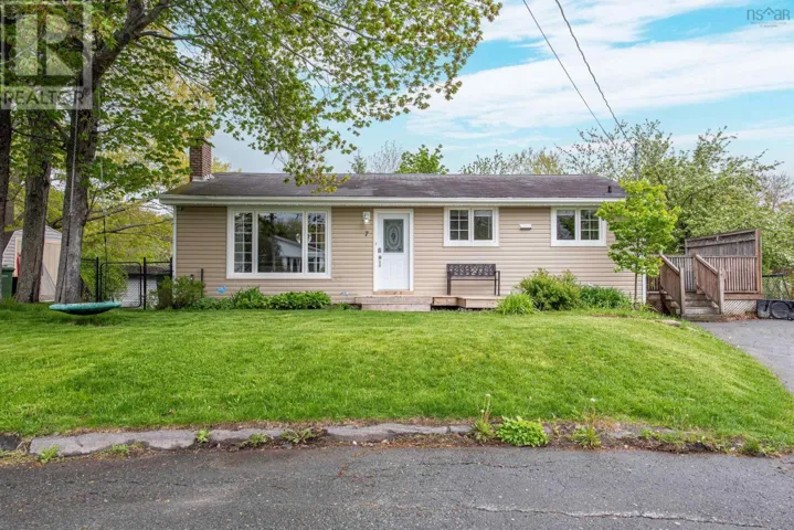 7 Karen Court, Dartmouth, Nova Scotia B2X2K1