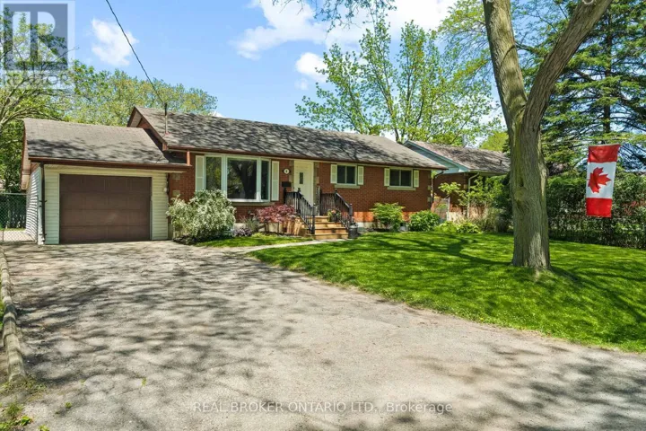 8 GOLDSMITH AVENUE, St. Catharines (Bunting/Linwell), Ontario L2M2V8
