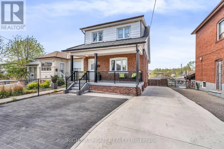 12 PORTER AVENUE, Toronto (Rockcliffe-Smythe), Ontario M6N2G9