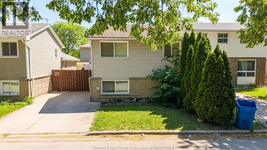 1229 ARNCLIFFE, Windsor, Ontario None