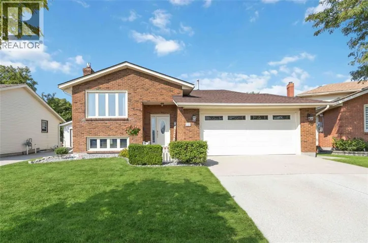 222 THAMES CRESCENT, Sarnia, Ontario N7S5C9