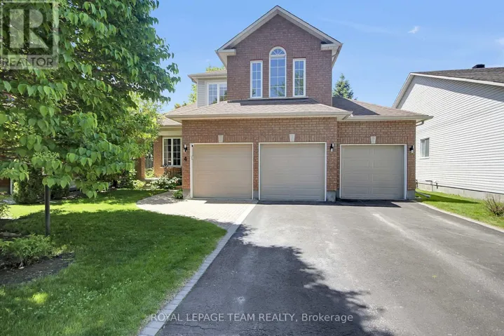 4 MAPLE STAND WAY, Ottawa, Ontario K2G6P3