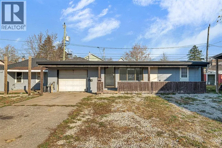 1672 DROUILLARD, Windsor, Ontario N8Y2S3