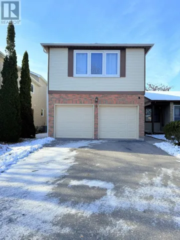 16 MADSEN CRESCENT, Markham (Markville), Ontario L3R4P3
