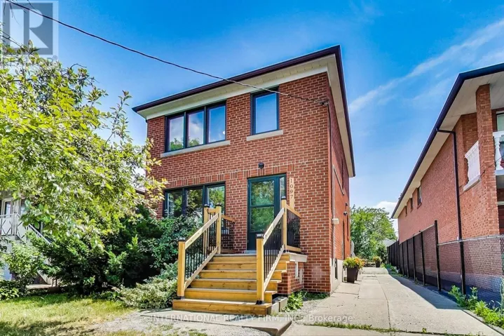 1097 GLENGROVE AVENUE, Toronto (Yorkdale-Glen Park), Ontario M6B2K3