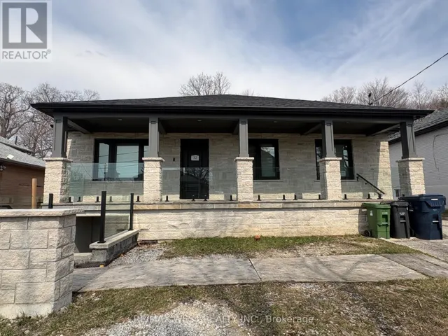 LOWER LEVEL - 32 HARROW DRIVE, Toronto (Brookhaven-Amesbury), Ontario M6M2X3