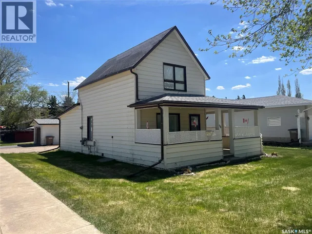 98 3rd STREET NE, Wadena, Saskatchewan S0A4J0