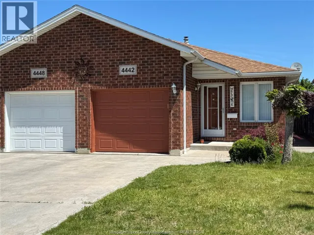 4442 TUMBLEWEED, Windsor, Ontario N9G3C1