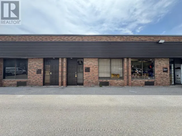20 - 877 ALNESS STREET, Toronto (York University Heights), Ontario M3J2X4