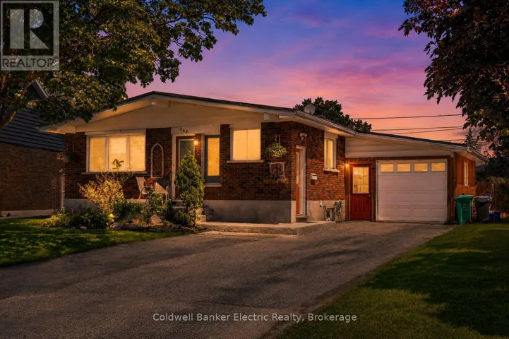 668 BARBARA CRESCENT, Peterborough (Otonabee Ward 1), Ontario K9J3X5
