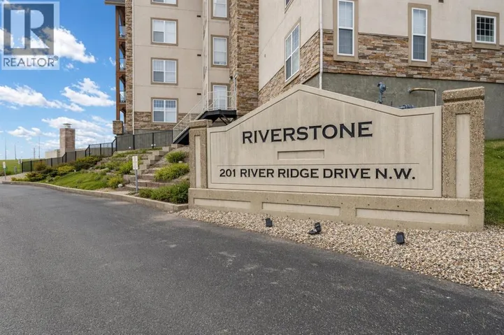 327, 201 River Ridge Drive NW, Medicine Hat, Alberta T1A8V5