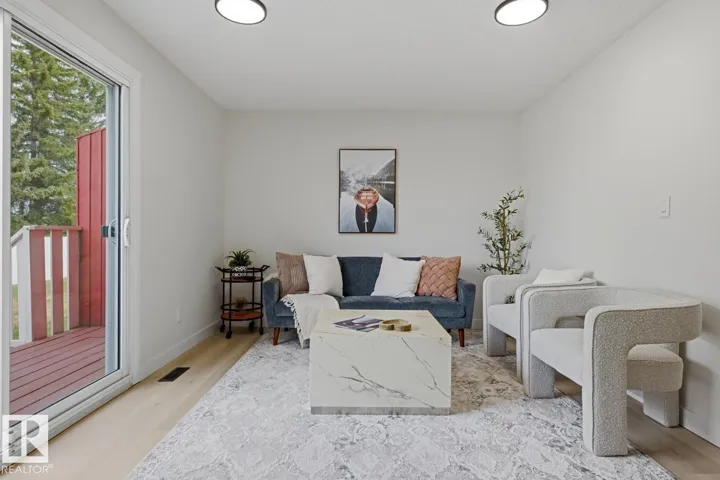 10684 BEAUMARIS RD NW, Edmonton, Alberta T5X3N4