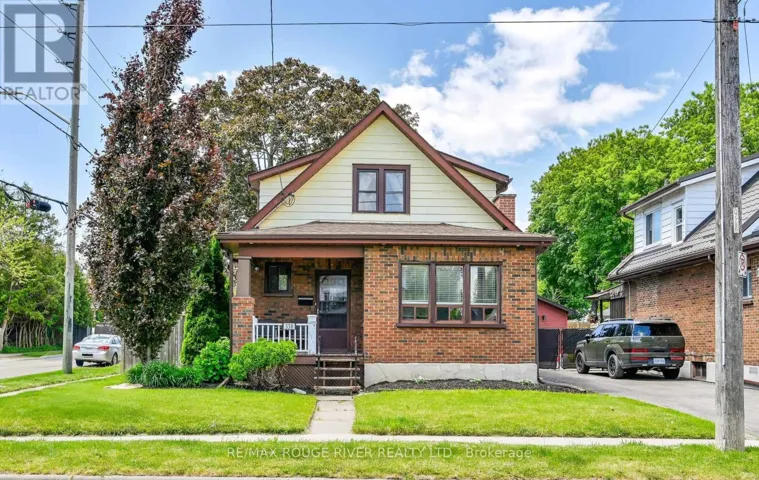338 JARVIS STREET, Oshawa (O'Neill), Ontario L1G5L2