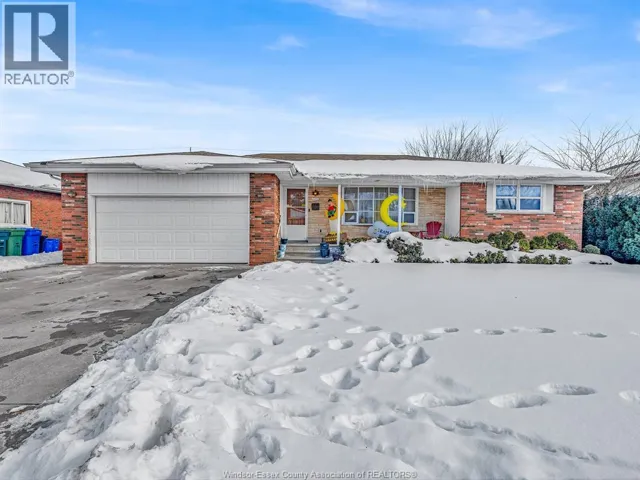 2450 MCKAY AVENUE, Windsor, Ontario N9E2P5