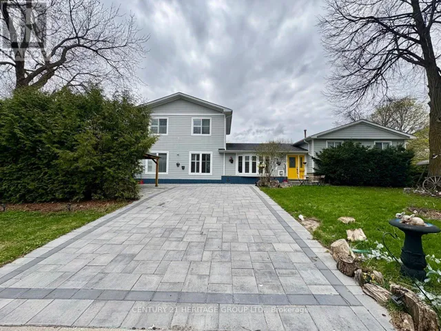 MAIN - 22 CEDAR CRESCENT, Aurora (Aurora Village), Ontario L4G3J8