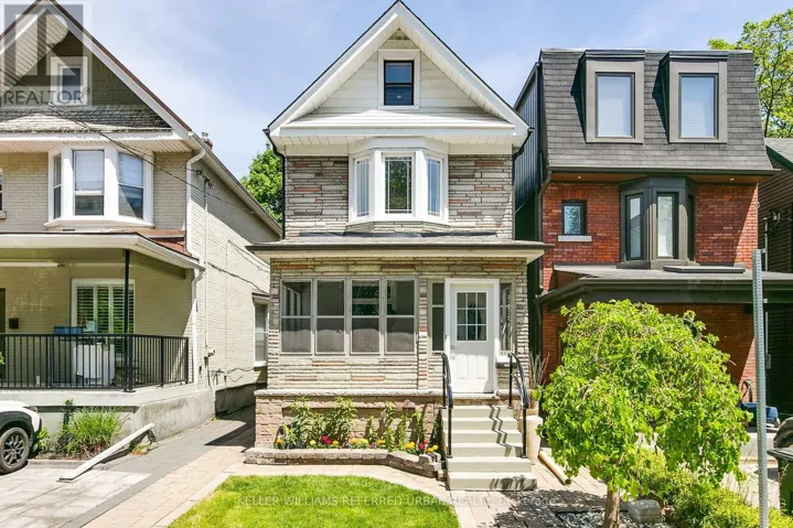 235 BARTLETT AVENUE, Toronto (Dovercourt-Wallace Emerson-Junction), Ontario M6H3G3