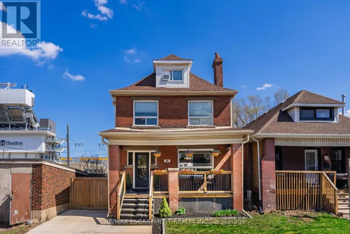 30 LOTTRIDGE STREET, Hamilton (Stipley), Ontario L8L6T5