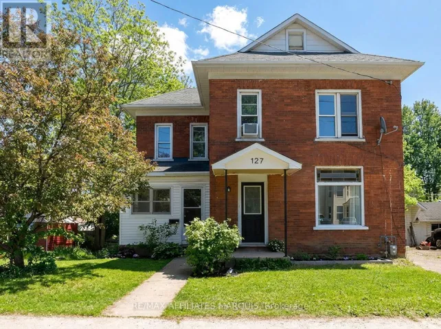127 BROCKVILLE STREET, Smiths Falls, Ontario K7A3Y7