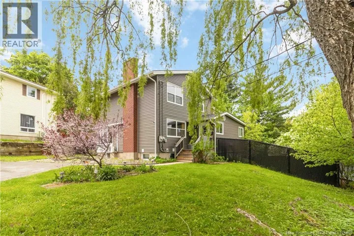 807 Smythe, Fredericton, New Brunswick E3B3G6
