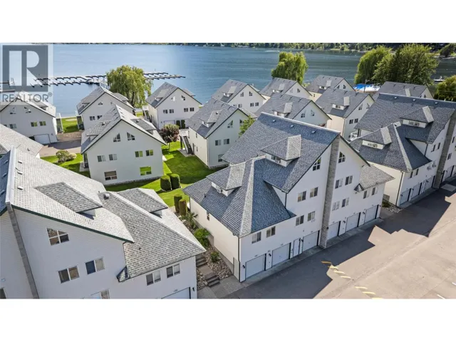 213 White Pine Crescent Unit# 243, Sicamous, British Columbia V0E2V1