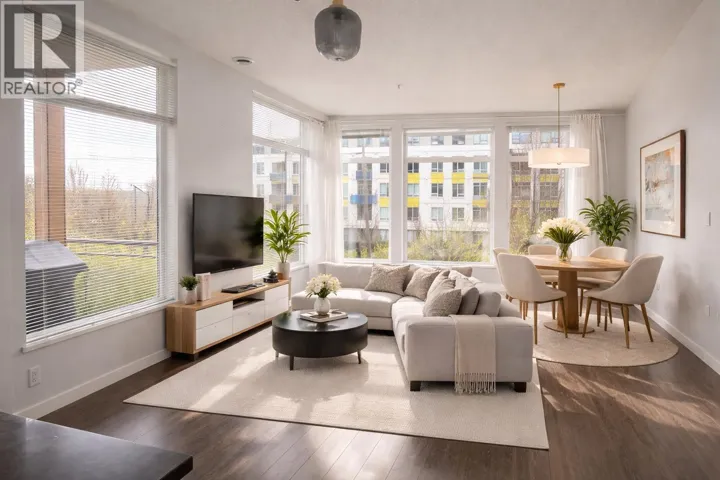 302 3263 PIERVIEW CRESCENT, Vancouver, British Columbia V5S0C3