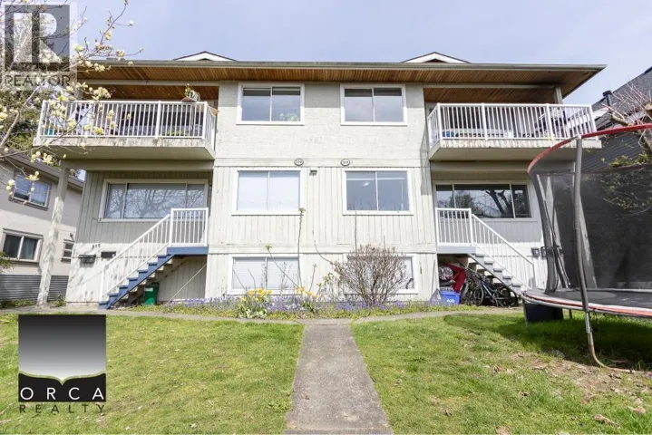 2 520 W KEITH ROAD, North Vancouver, British Columbia V7M1M4