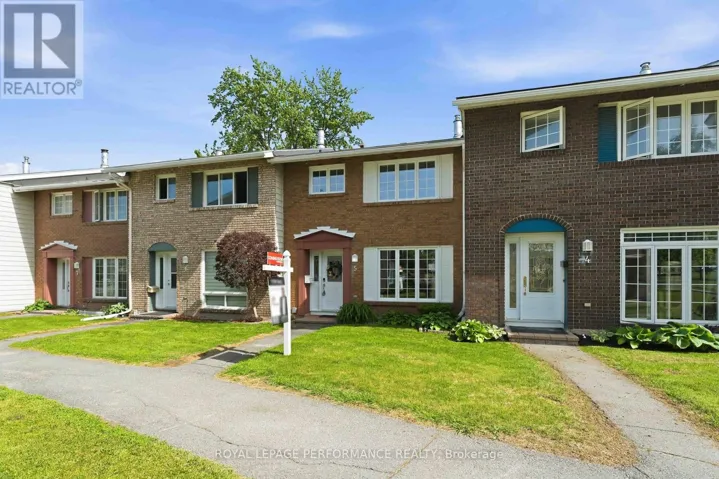 5 - 2051 JASMINE CRESCENT, Ottawa, Ontario K1J7W2