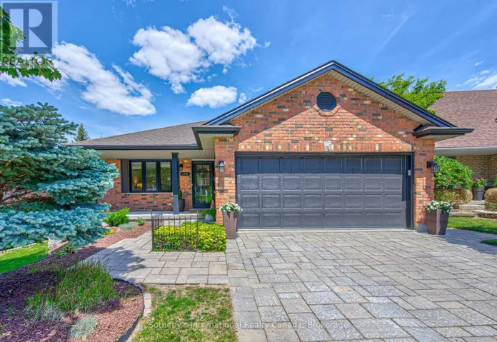 179 WESTCHESTER DRIVE W, Kitchener, Ontario N2B3M8