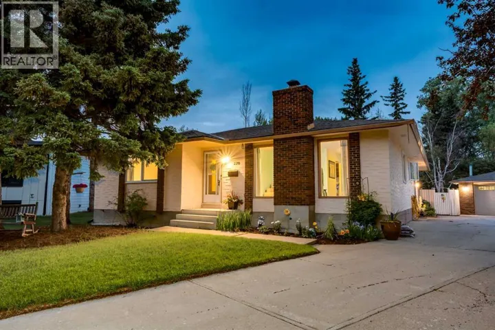 220 Oakridge Place SW, Calgary, Alberta T2V1V2