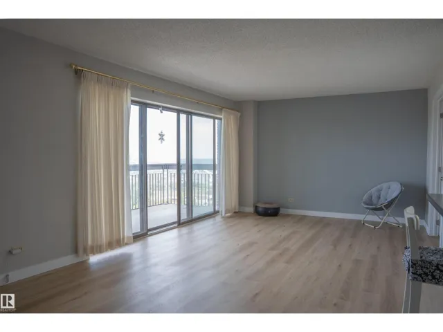 #1703 11027 87 AV N NW, Edmonton, Alberta T6G2P9