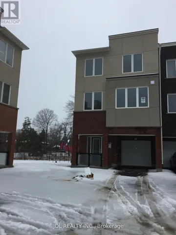 62 HERON PARK PLACE, Toronto (West Hill), Ontario M1E0B8