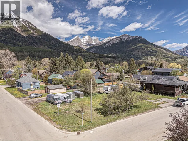 701 & 721 7th Avenue, Fernie, British Columbia V0B1M0
