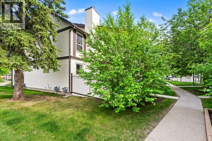 9, 3200 60 Street NE, Calgary, Alberta T1Y4K8