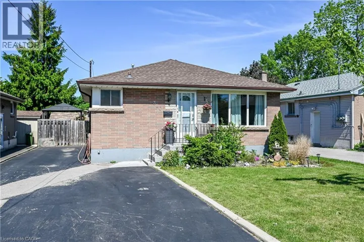 380 EAST 18TH Street Unit# B, Hamilton, Ontario L9A4R1