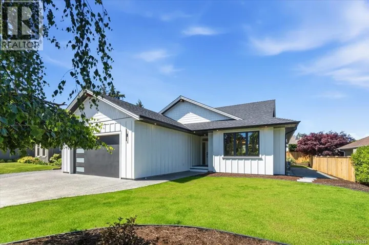 846 Woodside Cres, Qualicum Beach, British Columbia V9K2K8