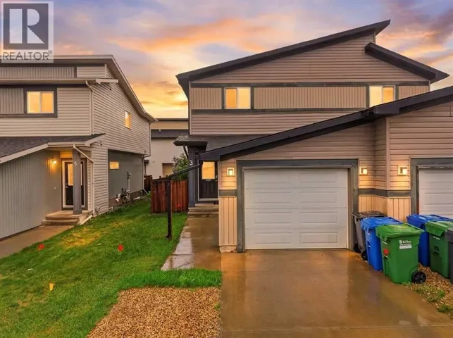 3 Greenhouse Place, Red Deer, Alberta T4P0S5