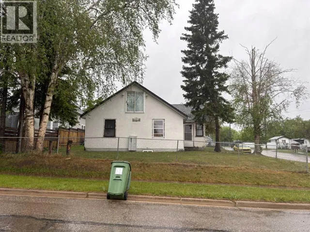 4716 48 Avenue, Rocky Mountain House, Alberta T4T1C3