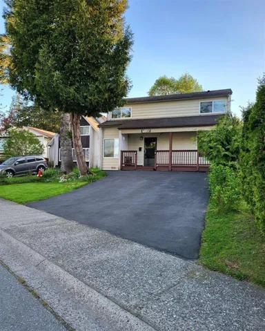 7135 129A STREET, Surrey, British Columbia V3W6T4