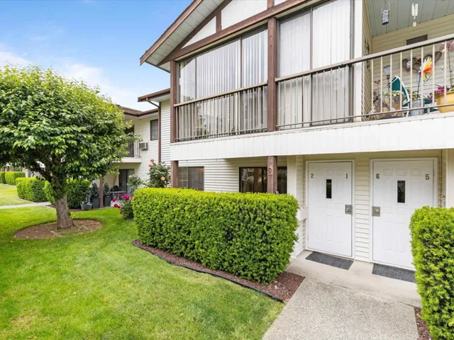 2 32718 GARIBALDI DRIVE, Abbotsford, British Columbia V2T5T6